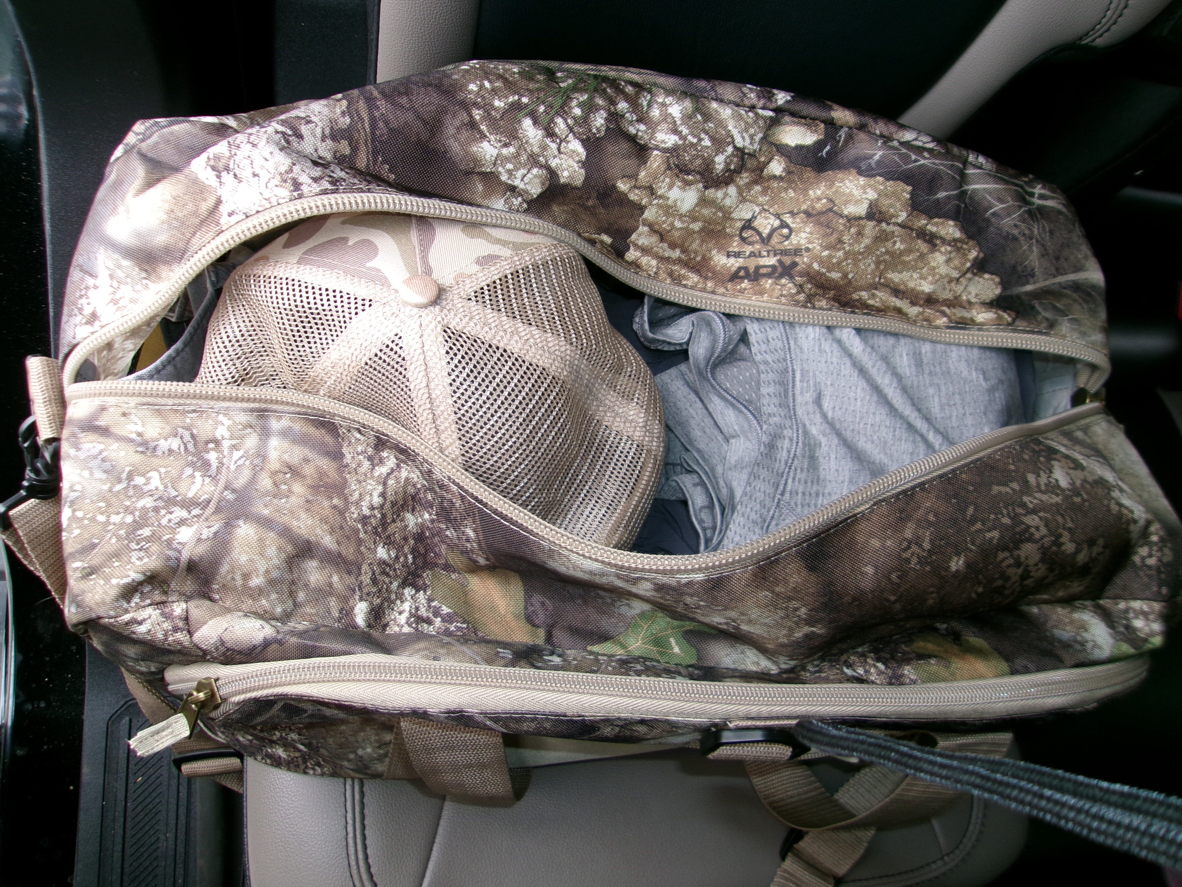 "The Per Diem" - Realtree APX Duffle Bag